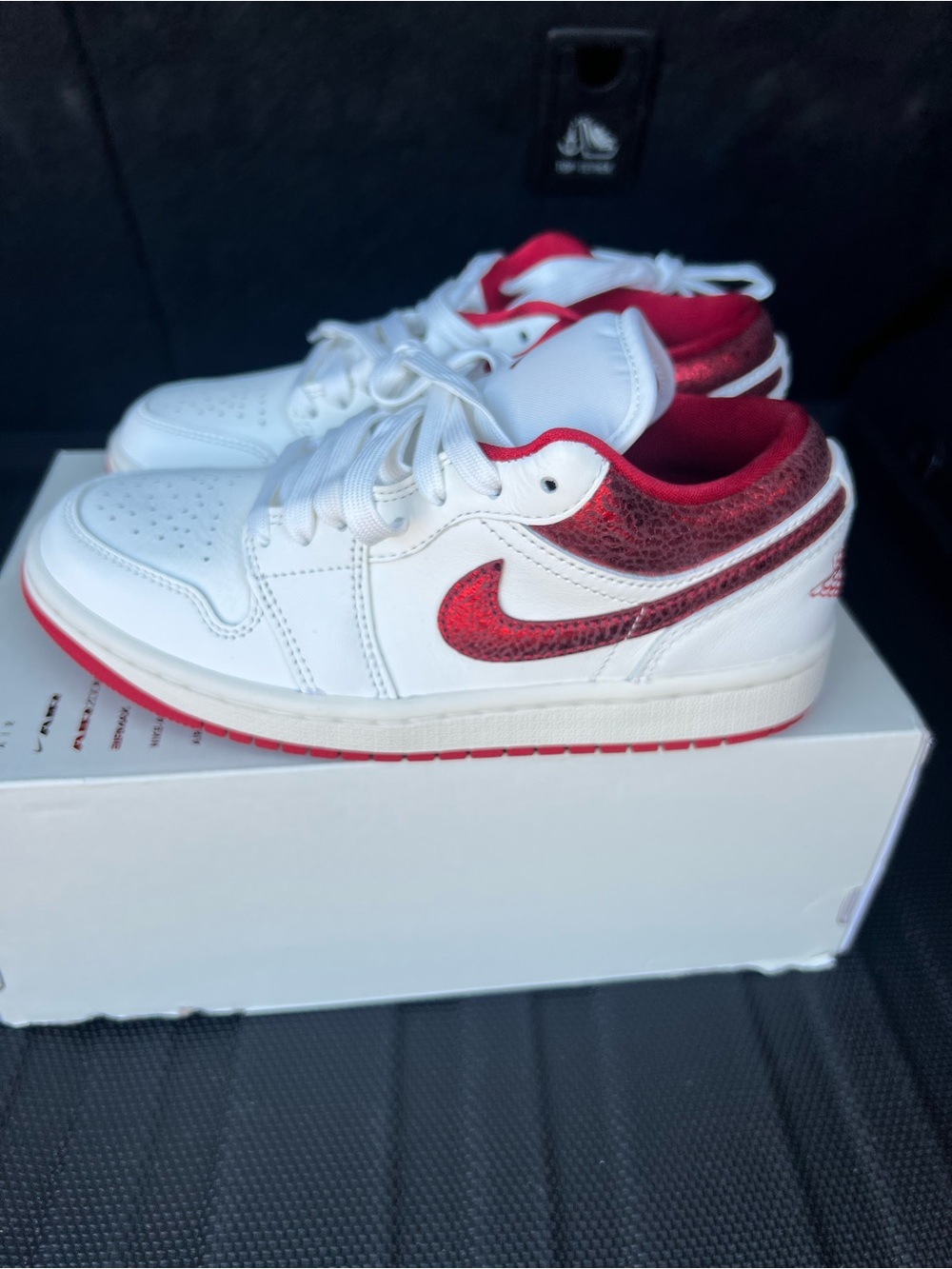 Nike WMNS Air Jordan 1 Low Valentine’s Day HJ9338-106 Women's Size 6 No Lid!